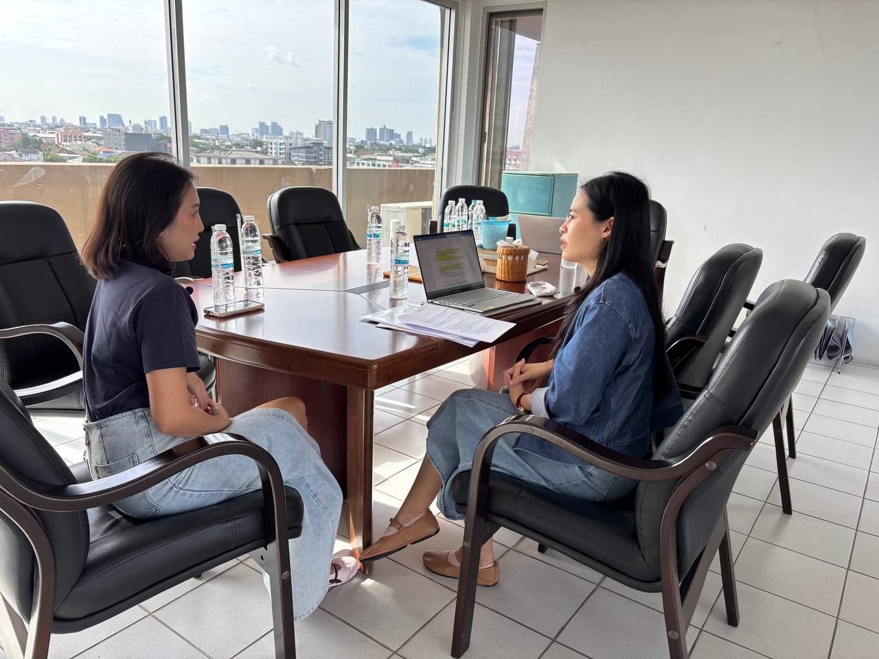 การสัมภาษณ์เชิงลึกในกรุงเทพฯ (In Depth Interview in Bangkok)